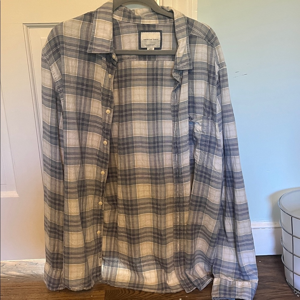 American Eagle Outfitters Gray and Cream Checkered Shirt